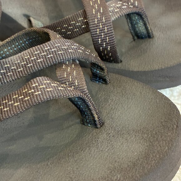 Teva Women's Olowahu Dark Brown Light Brown Flip-Flop Sandal Size 7 - Picture 6 of 13